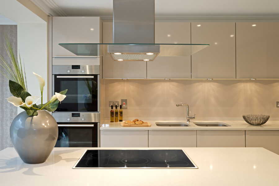 5 SPOSOBÓW ORGANIZACYJNYCH W KUCHNI, KTÓRE POMOGĄ CI W UTRZYMANIU PORZĄDKU