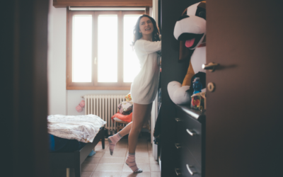 GDZIE TRZYMAĆ RZECZY, KTÓRYCH RZADKO UŻYWAM? SPRAWDZONE SPOSOBY NA ORGANIZACJĘ RZADKO UŻYWANYCH PRZEDMIOTÓW